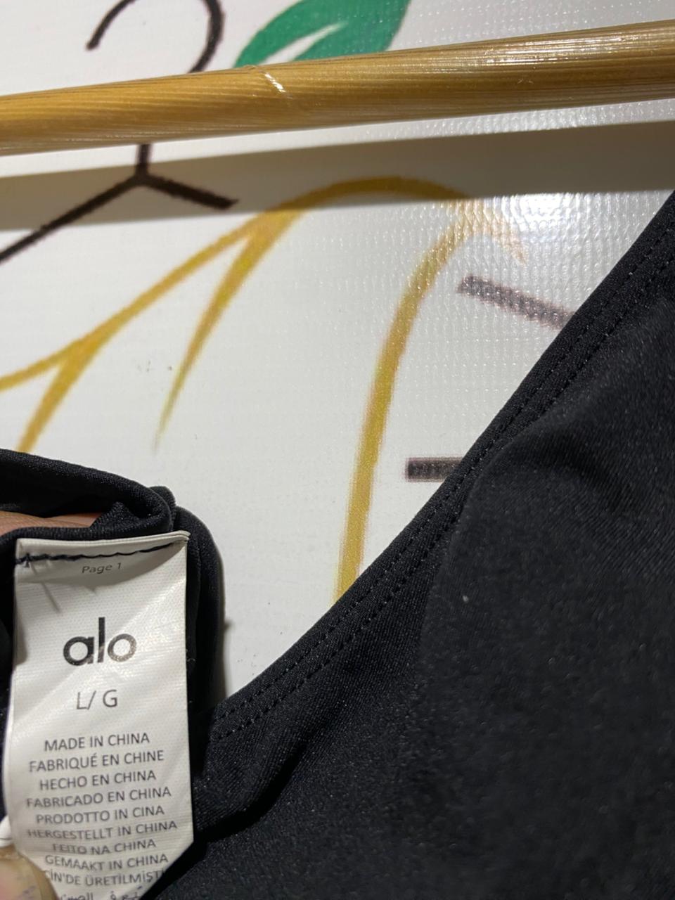 ALO |L| BUST 16| MINIMALIST SCOOP NECK TANK TOP