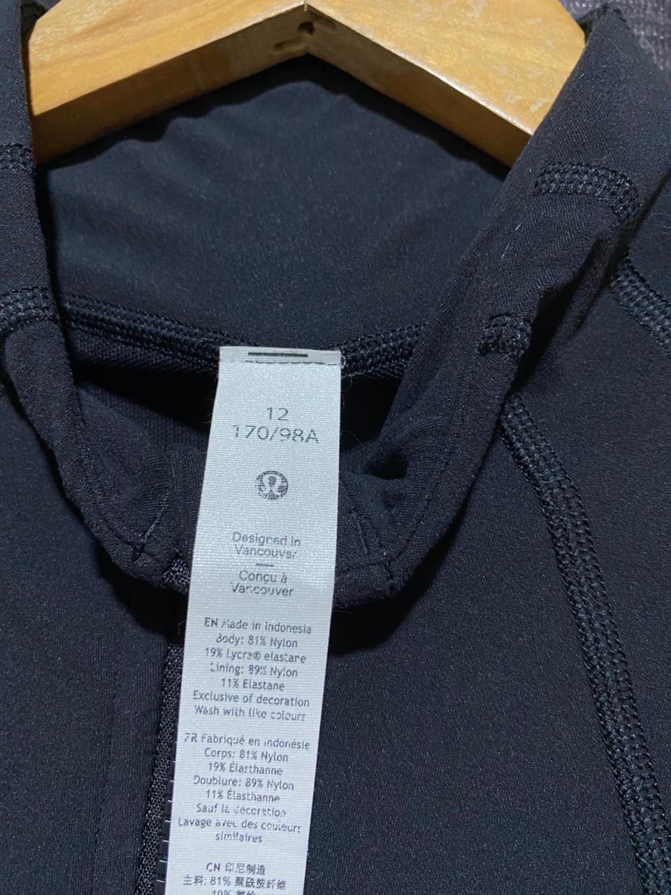 LULULEMON  |L| BUST 19| BLACK DEFINE JACKET