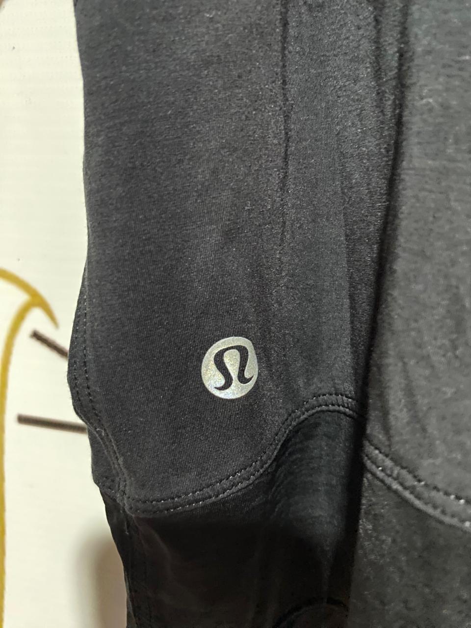 LULULEMON |M| BUST FREE| BLACK CUT-OUT SHORT SLEEVE ATHLETIC TOP