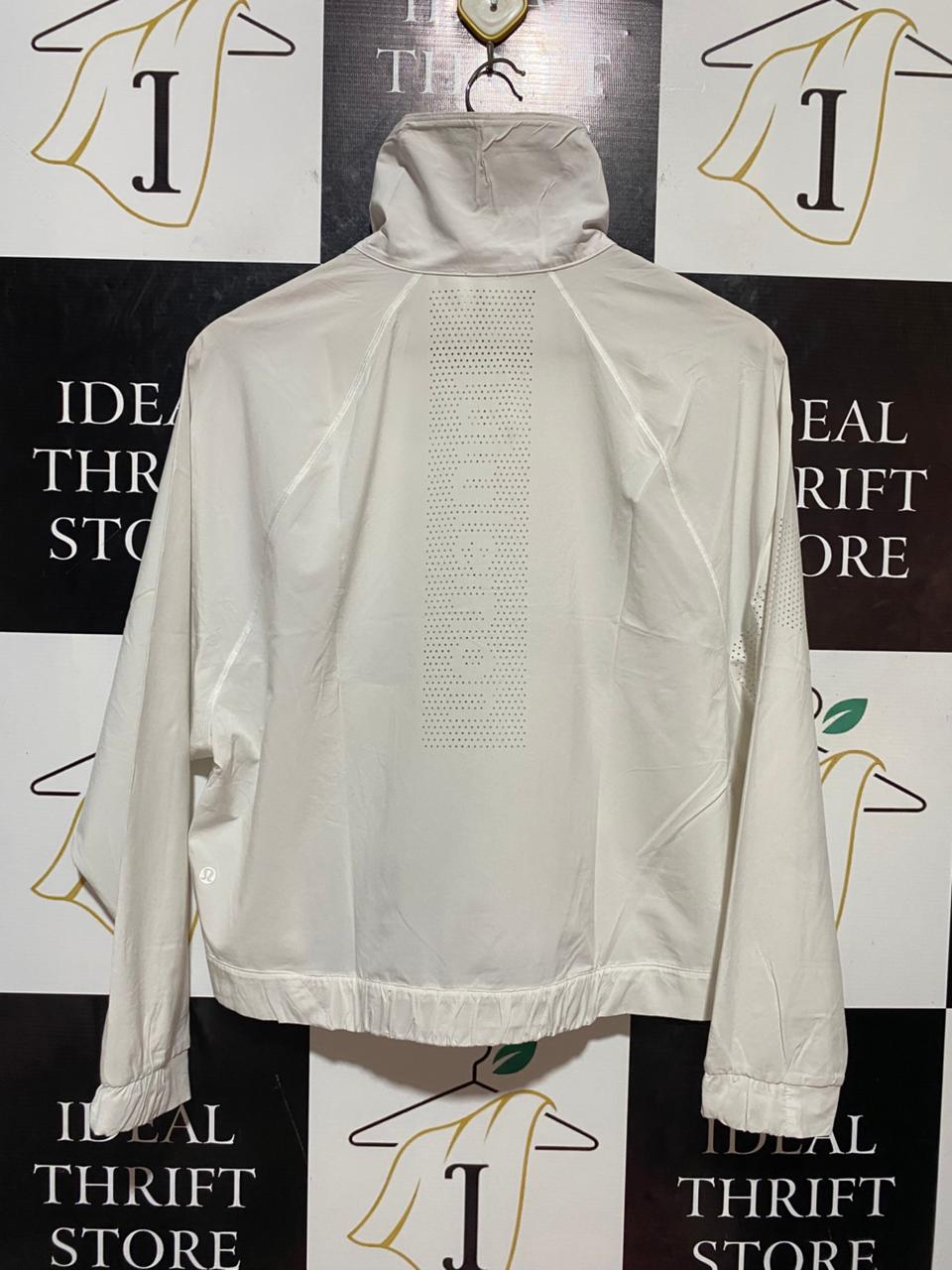 LULULEMON |XL| BUST 21| LIGHTWEIGHT VENTILATED FULL-ZIP JACKET IN BONE WHITE