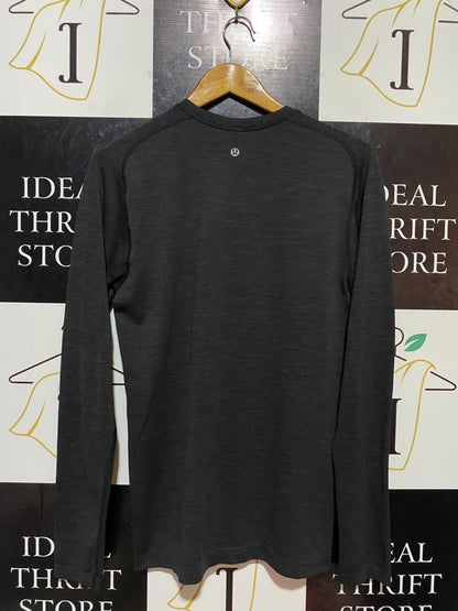 LULULEMON |M| BUST 18| METAL VENT TECH LONG SLEEVE SHIRT IN CHARCOAL HEATHER