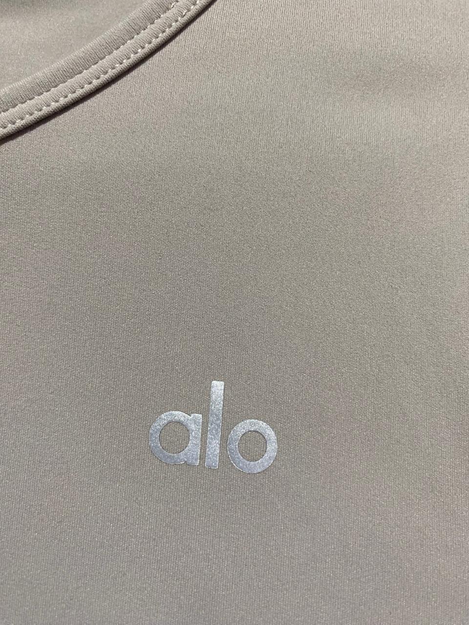 ALO |S| BUST 15| YOGA AIRLIFT LONG SLEEVE TOP IN DOVE GREY