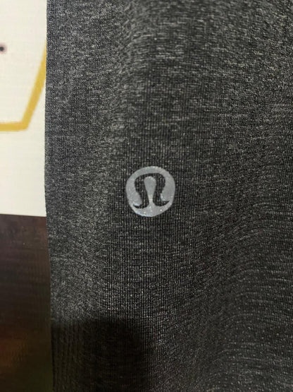 LULULEMON |M| BUST 17| METAL VENT TECH SLEEVELESS SHIRT IN CHARCOAL BLACK