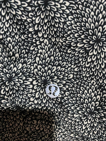 LULULEMON |M| BUST 18| SCUBA FULL-ZIP HOODIE – BLACK & WHITE FLORAL PRINT JACKET