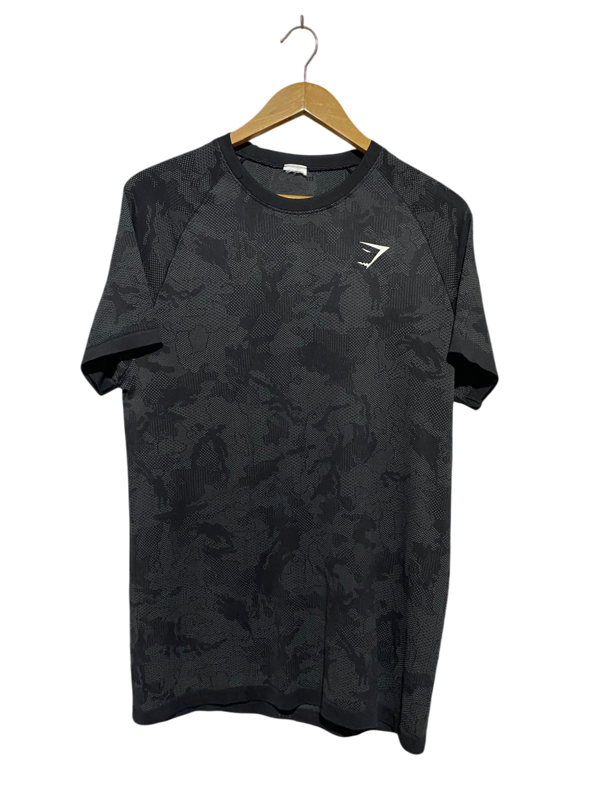 GYMSHARK | L| BUST 20| GEO SEAMLESS T-SHIRT IN BLACK CAMO