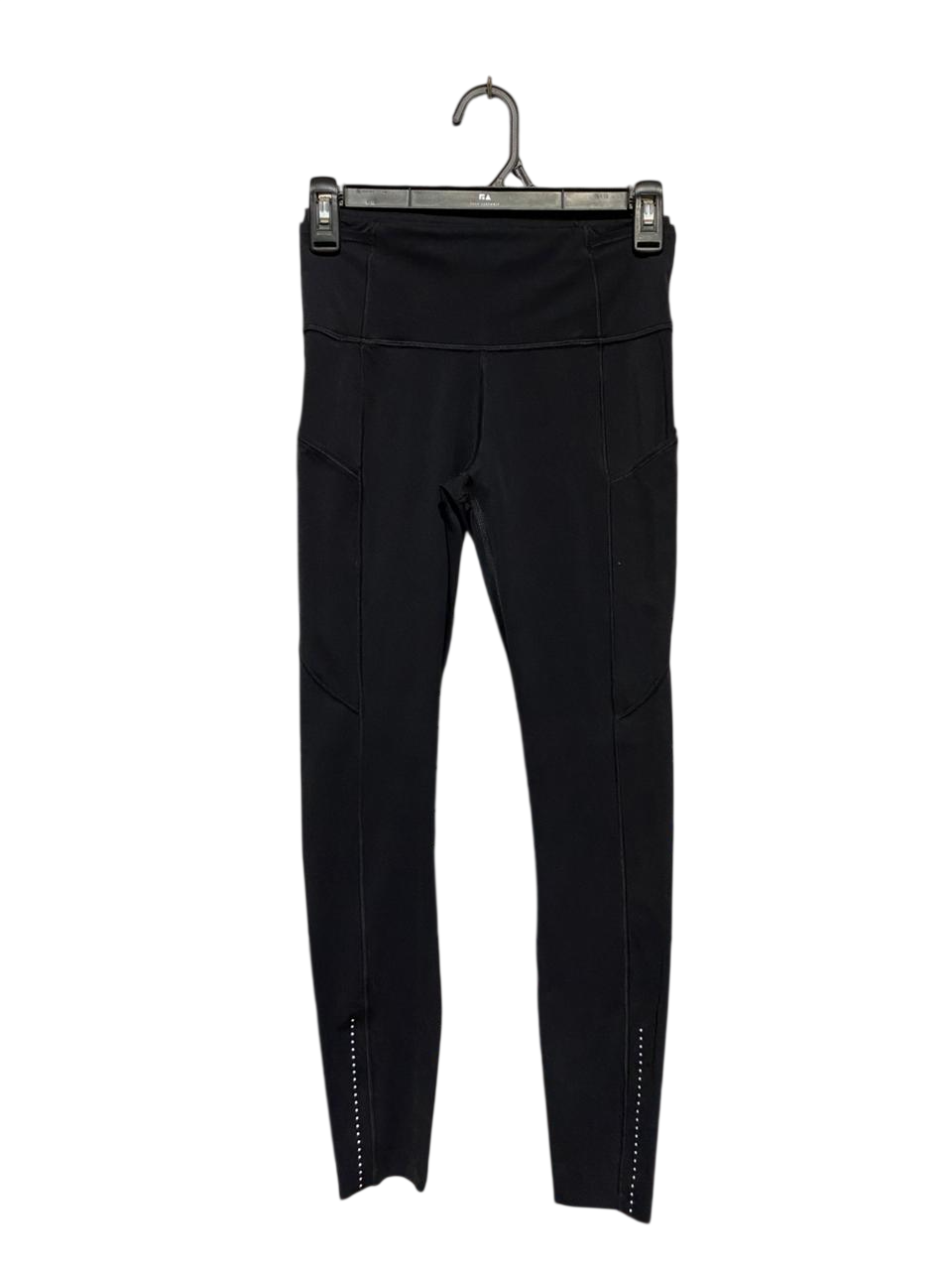 LULULEMON | XS| WAIST 24| FAST AND FREE HIGH-RISE TIGHTS WITH REFLECTIVE ANKLE DOTS