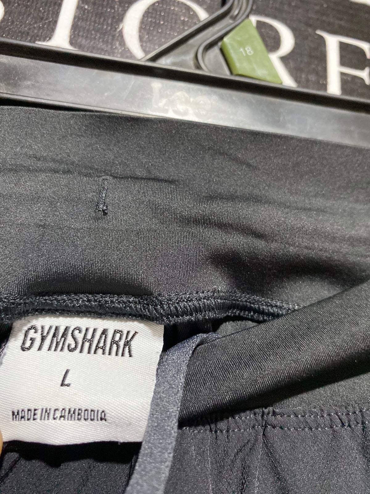 GYMSHARK | L| WAIST 32| APEX PERFORATED SHORTS IN BLACK