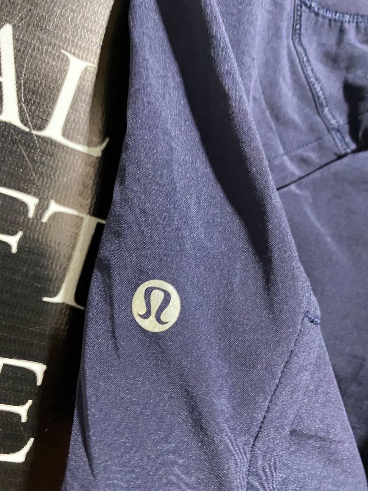 LULULEMON | L| WAIST 32| SPEED UP LOW-RISE LINED SHORTS IN NAVY BLUE