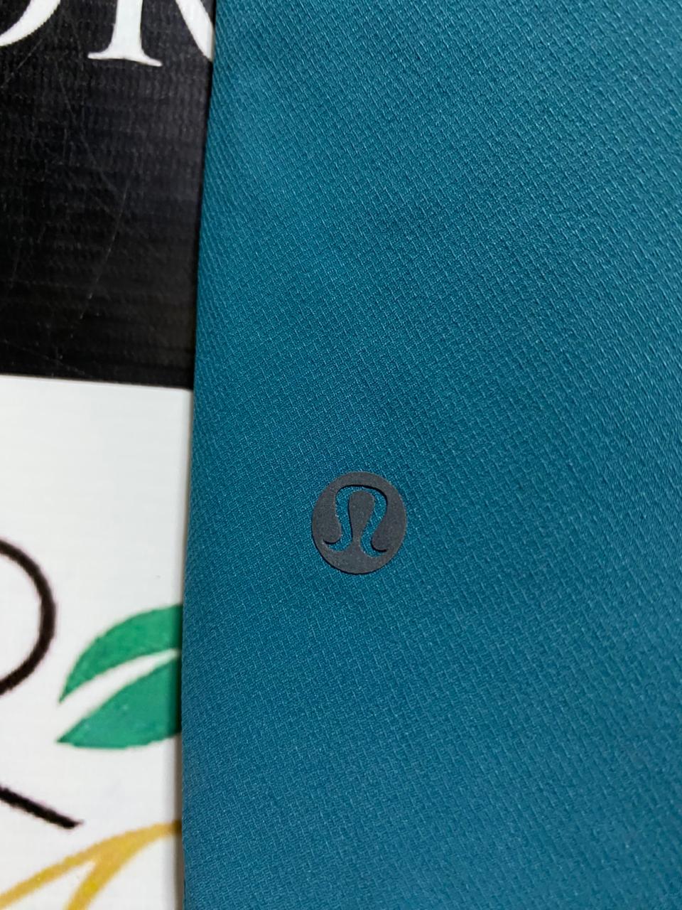 LULULEMON | L| WAIST 30| PACE BREAKER LINERLESS SHORT 7" - TEAL BLUE