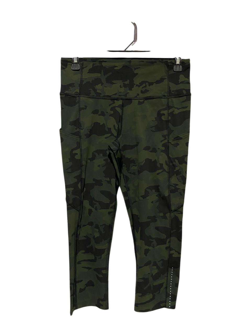 LULULEMON | M| WAIST 28| HIGH-RISE FAST AND FREE CROPPED LEGGINGS – HERITAGE 365 CAMO DARK OLIVE