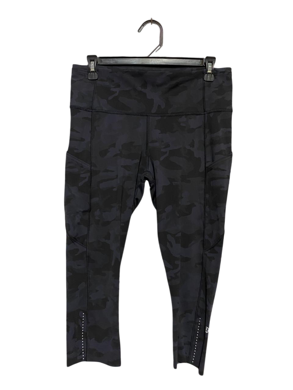 LULULEMON | L| WAIST 30| SPEED UP HIGH-RISE SHORTS