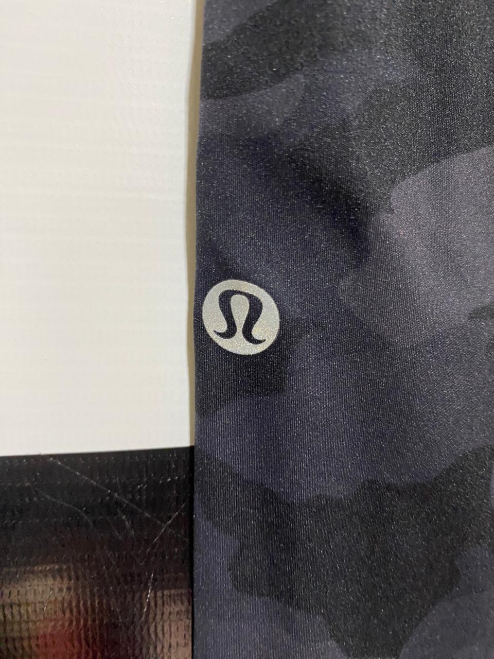 LULULEMON | M| WAIST 28| PREMIUM DARK CAMO REFLECTIVE RUNNING TIGHTS