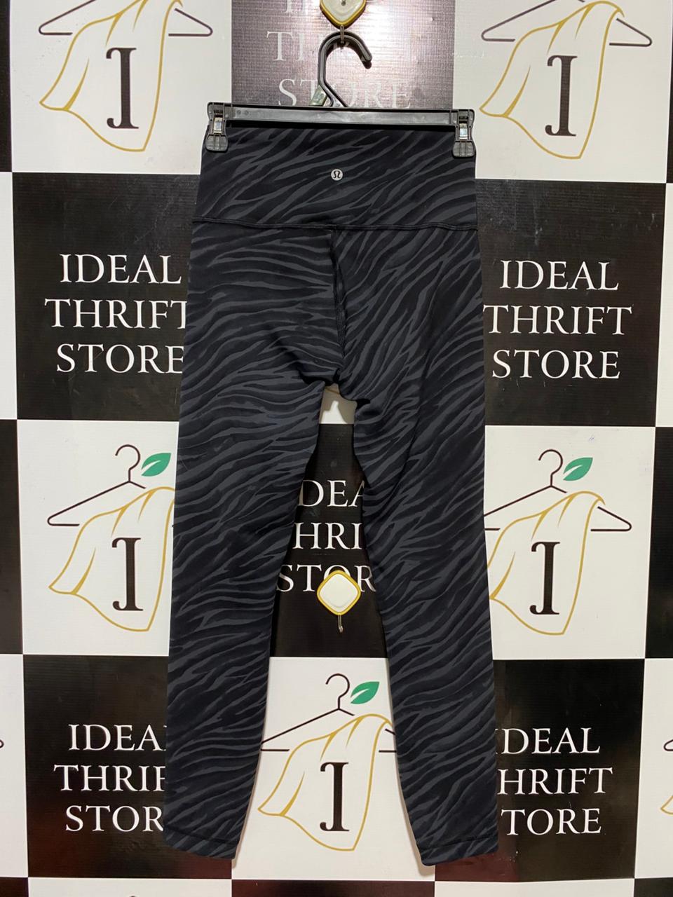 LULULEMON |XS| WAIST 24| HIGH-RISE ALIGN LEGGINGS – BLACK & GREY ZEBRA ANIMAL PRINT