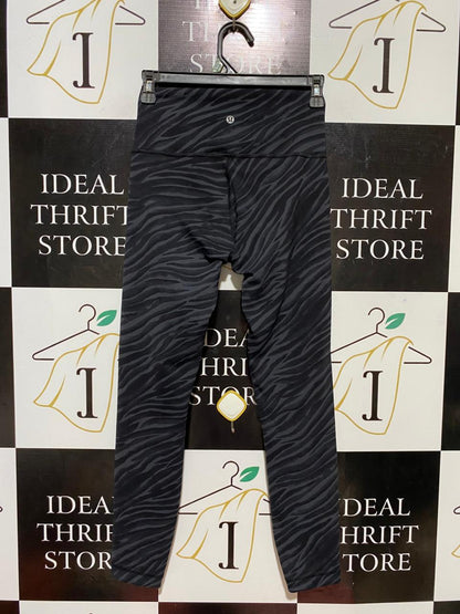 LULULEMON |XS| WAIST 24| HIGH-RISE ALIGN LEGGINGS – BLACK & GREY ZEBRA ANIMAL PRINT