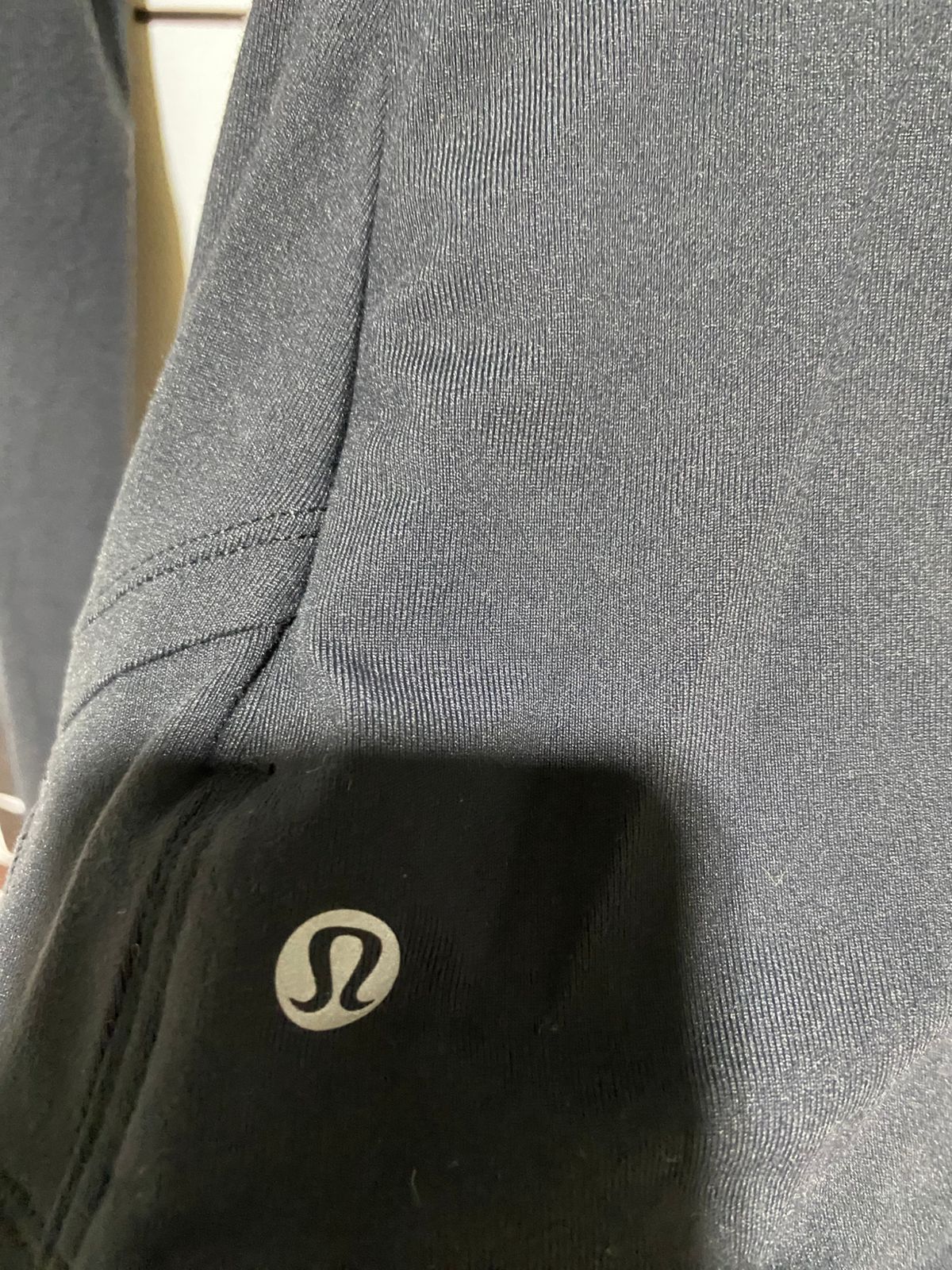 LULULEMON | S| BUST 16| MOCK NECK LONG SLEEVE TRAINING TOP – BLACK WITH REFLECTIVE