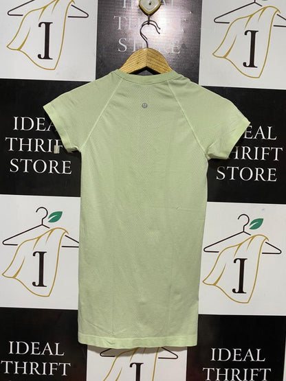LULULEMON |XS| BUST 13| SWIFTLY TECH SHORT SLEEVE 2.0 – PALE LIME / WASHED YELLOW
