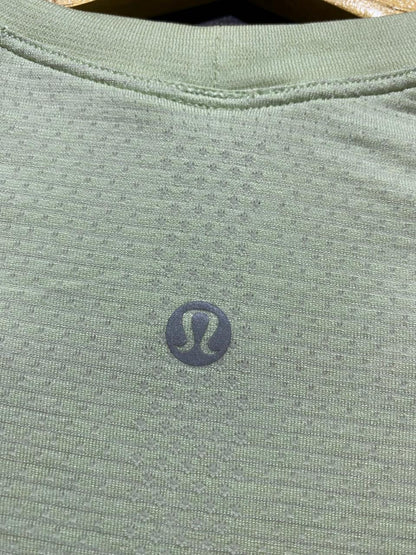 LULULEMON |XS| BUST 13| SWIFTLY TECH SHORT SLEEVE 2.0 – PALE LIME / WASHED YELLOW