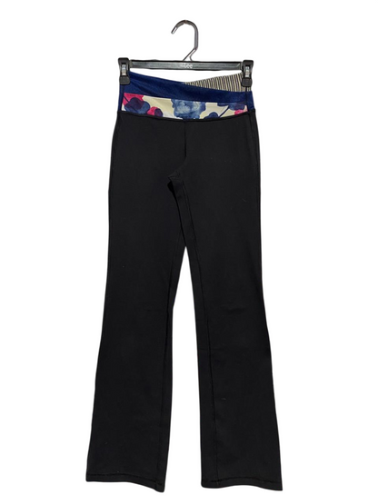 LULULEMON |XS| WAIST 23| GROOVE PANT FLARE IN BLACK WITH MULTI-PATTERN WAISTBAND