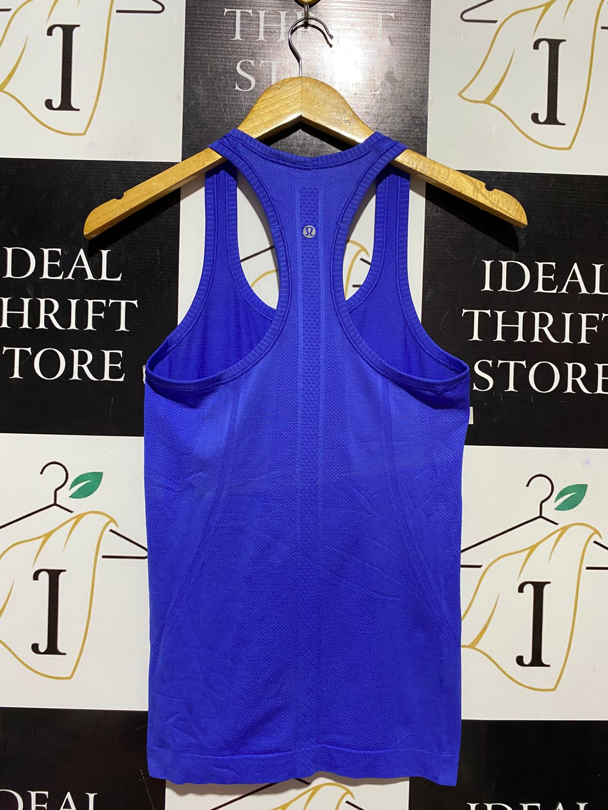 LULULEMON |XS| BUST 13| PREMIUM SEAMLESS RACERBACK PERFORMANCE TANK – ROYAL INDIGO