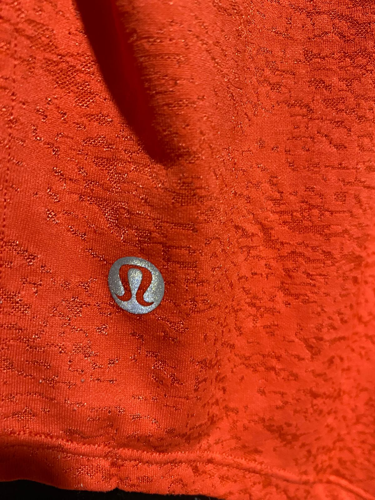 LULULEMON |L| BUST 20| PREMIUM TEXTURED CURVED-HEM MUSCLE TANK – BURNT ORANGE