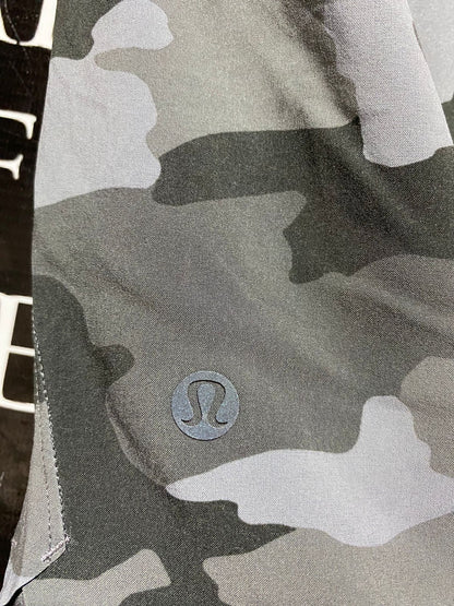 LULULEMON |L| WAIST 30| PACE BREAKER LINERLESS SHORTS 7" - GREY CAMO