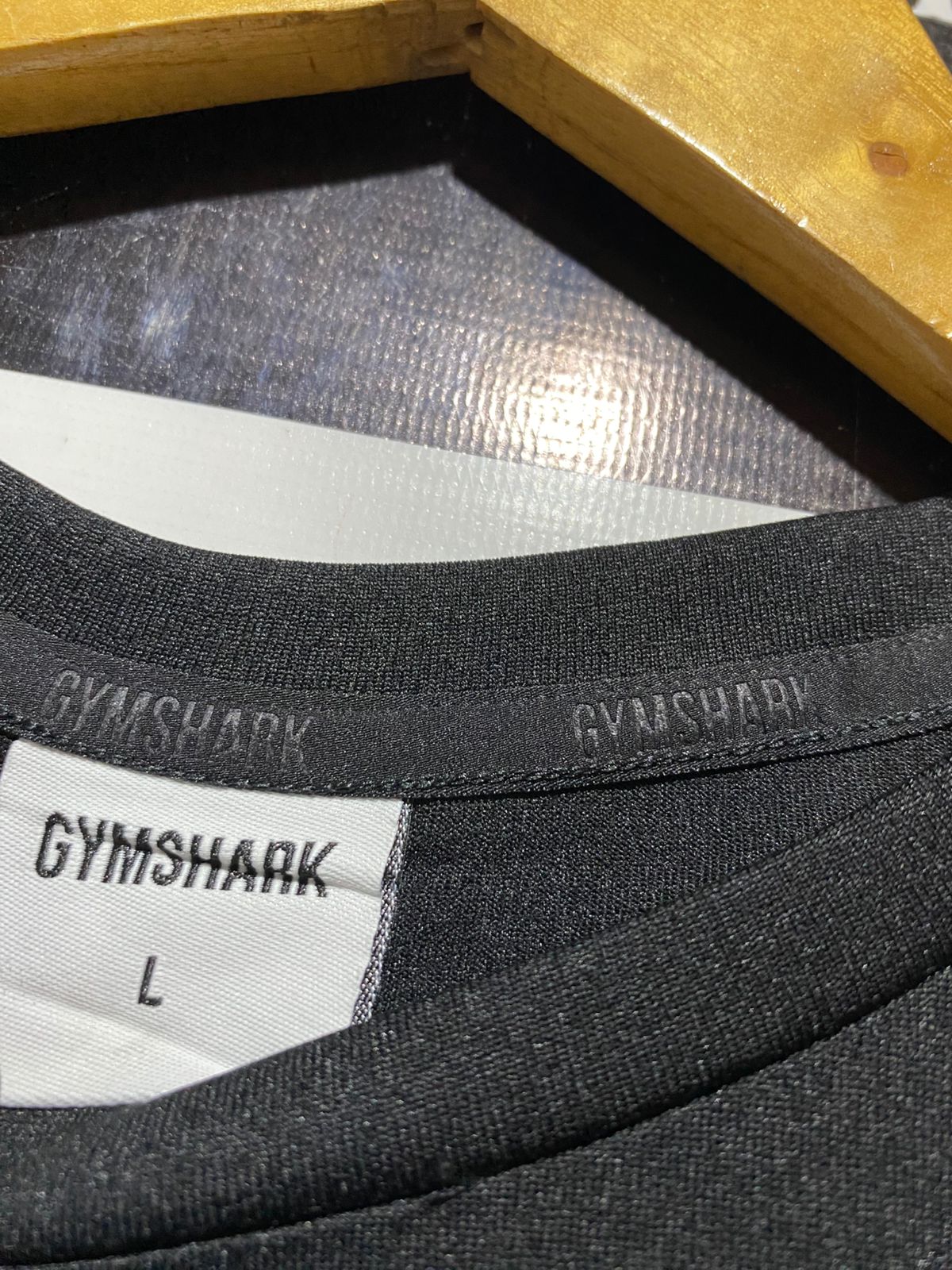 GYMSHARK |L| BUST 21| ARRIVAL T-SHIRT IN ONYX BLACK