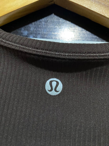 LULULEMON |S| BUST 15| HOLD TIGHT SHORT-SLEEVE T-SHIRT IN ESPRESSO