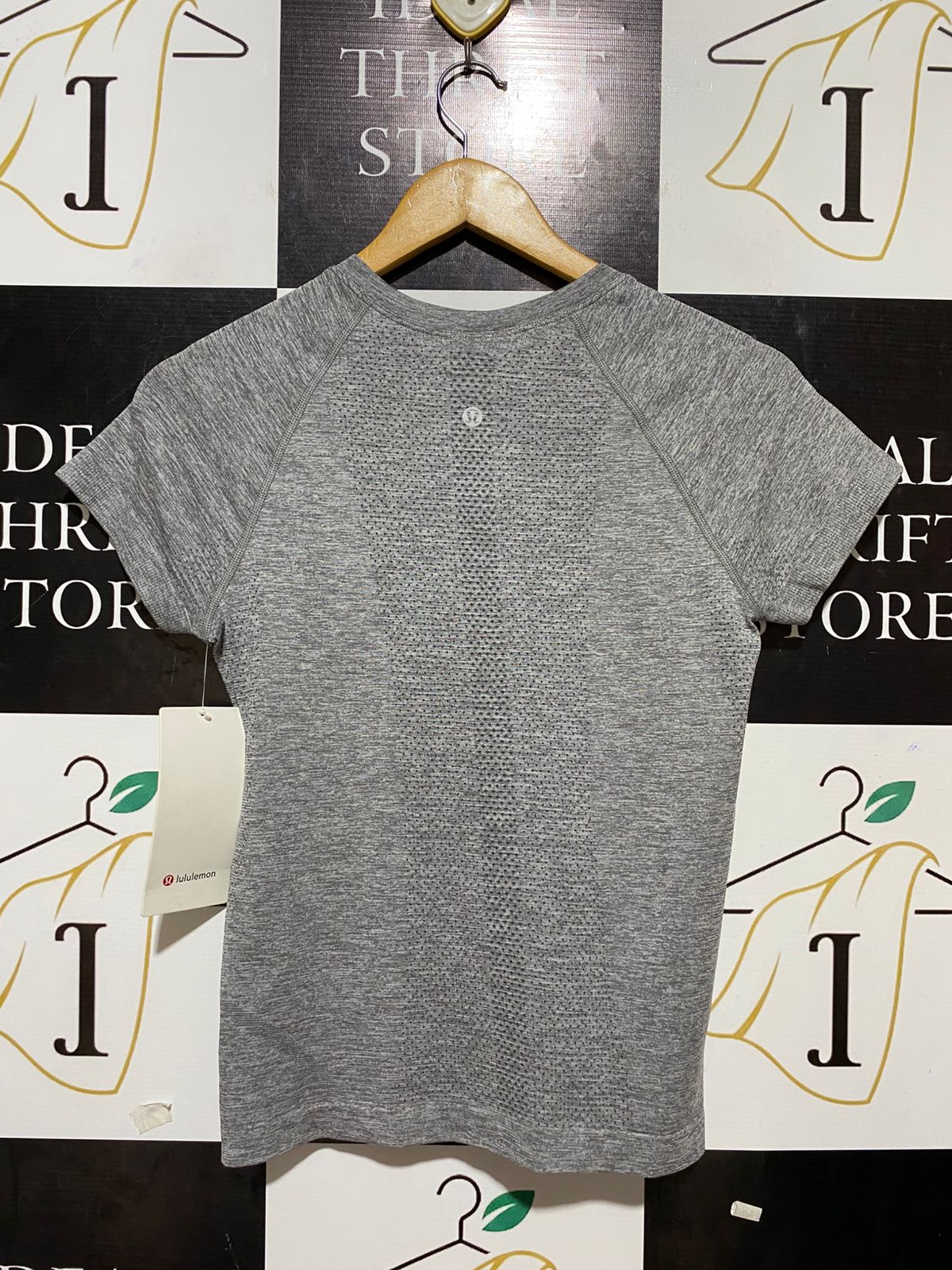 LULULEMON |S| BUST 16| SWIFTLY TECH SHORT-SLEEVE SHIRT 2.0 IN HEATHERED CORE MEDIUM GREY