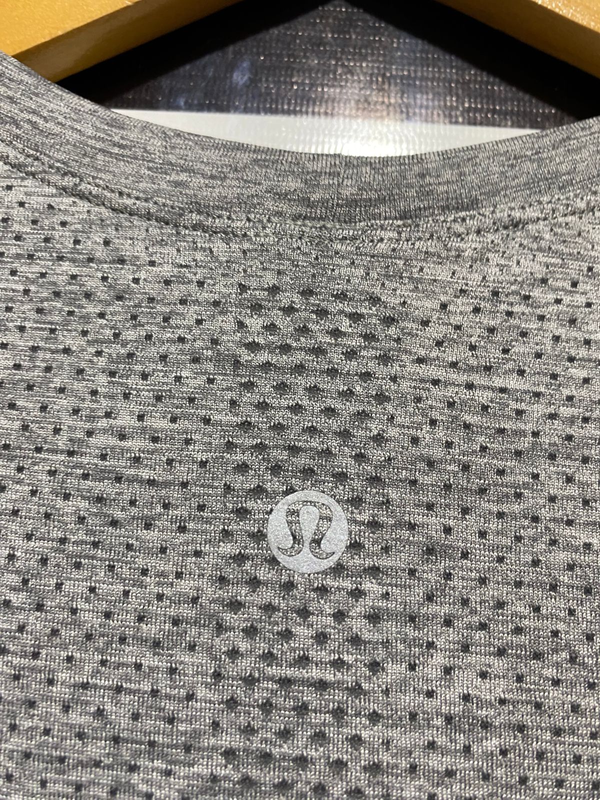 LULULEMON |S| BUST 16| SWIFTLY TECH SHORT-SLEEVE SHIRT 2.0 IN HEATHERED CORE MEDIUM GREY