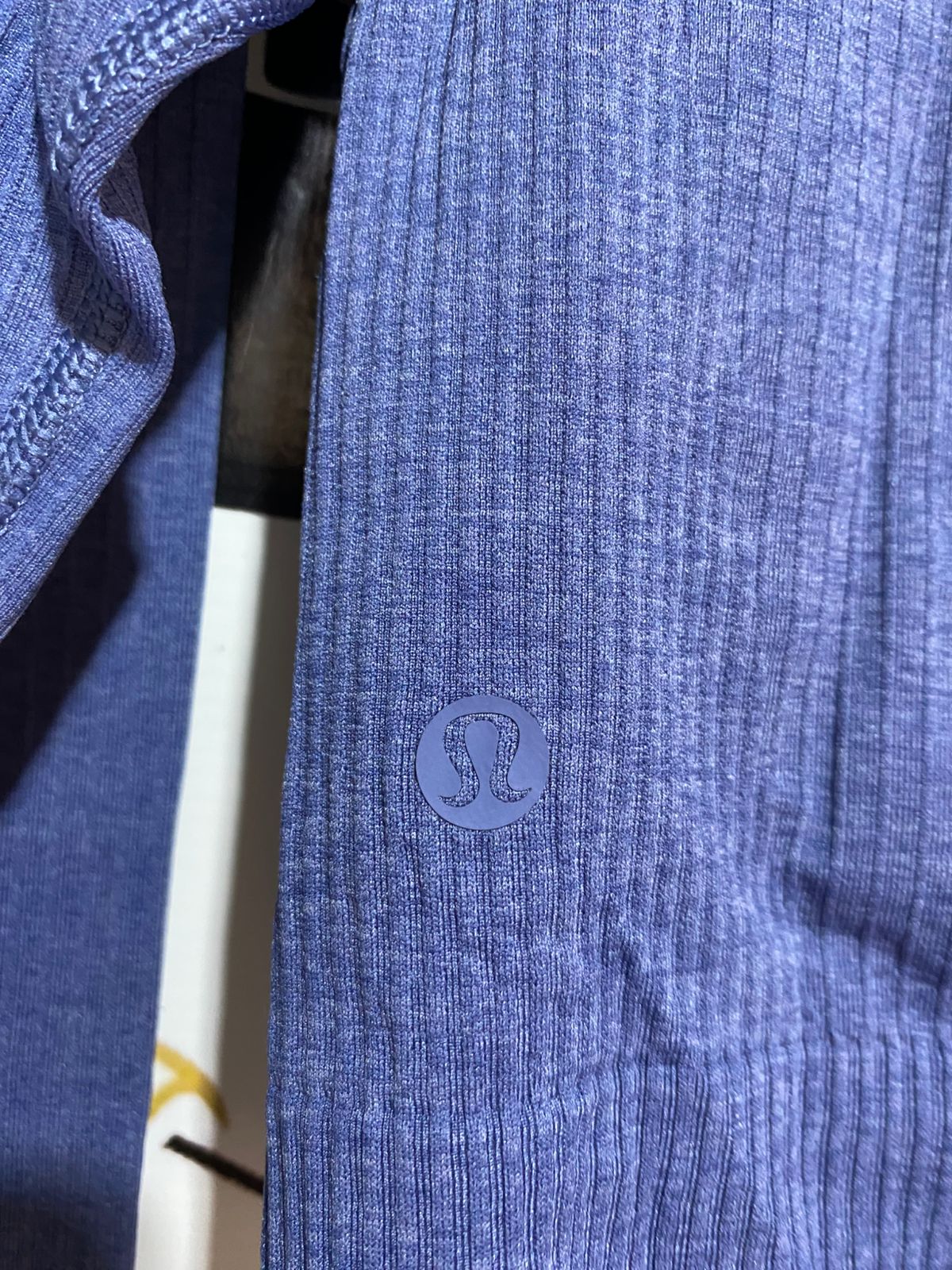 LULULEMON |S| BUST 16| EBB TO STREET SEAMLESS CROPPED LONG-SLEEVE IN PERIWINKLE