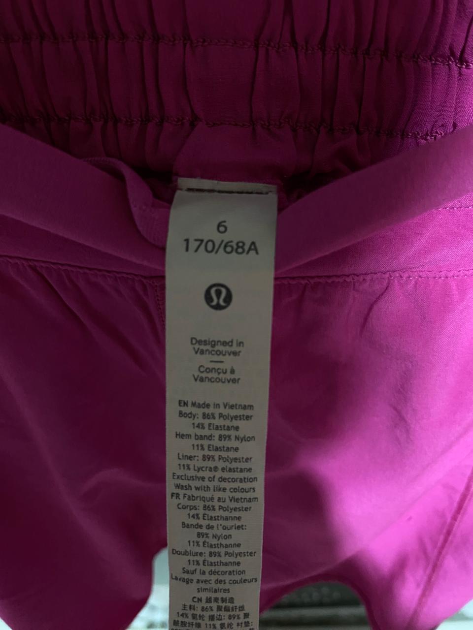 LULULEMON |S| WAIST 26| HOTTY HOT HIGH-RISE LINED SHORTS IN SONIC PINK