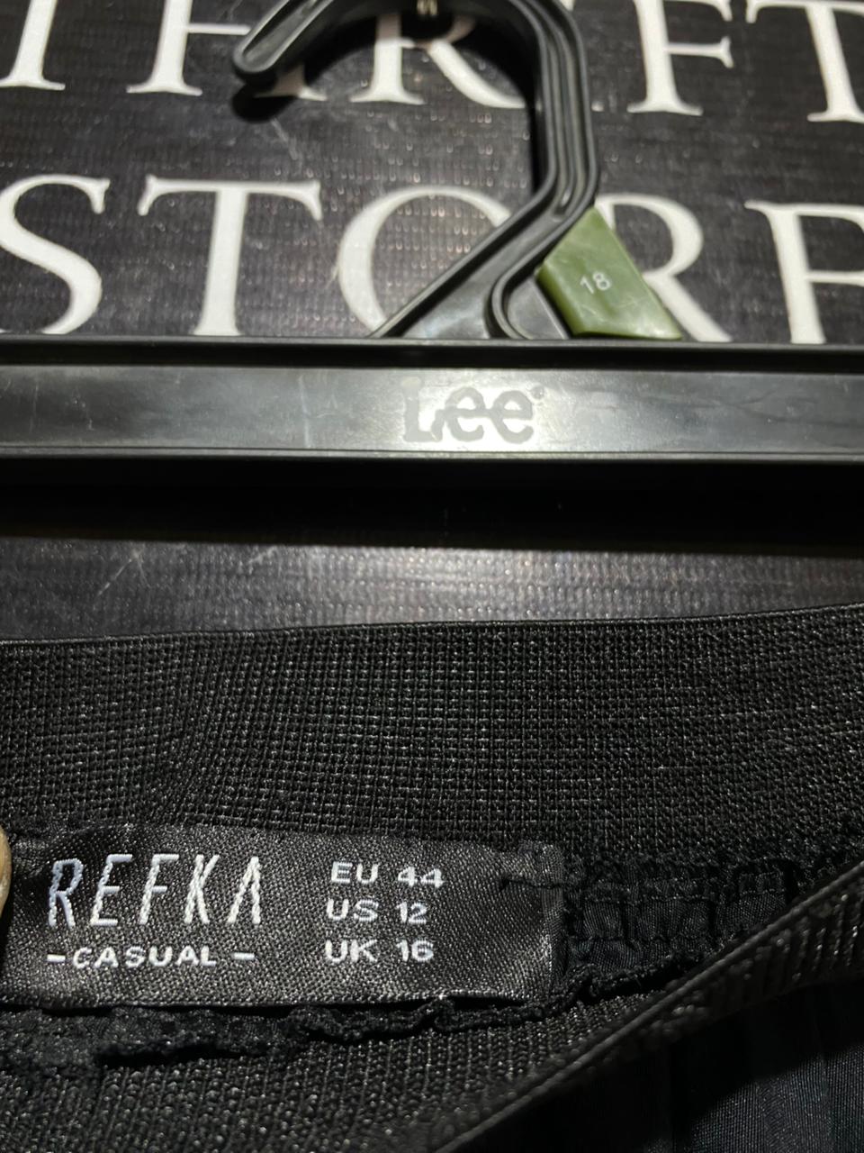 REFKA |L| WAIST 29| B24| PREMIUM JET BLACK PLEATED MAXI SKIRT - ELEGANT FLOWING A-LINE APPAREL