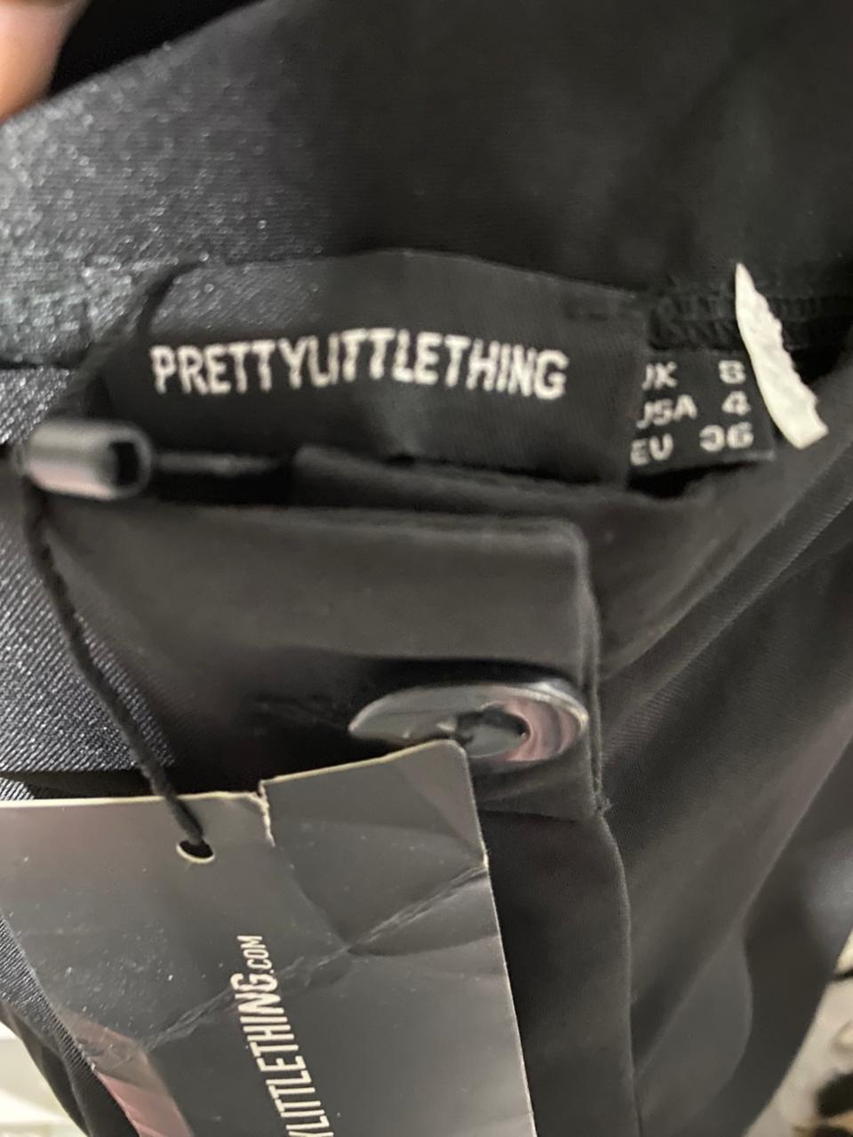 PRETTYLITTLE THING |S| WAIST 26| B24| PREMIUM BLACK FLARED TROUSERS - HIGH-WAISTED BELL-BOTTOM APPAREL