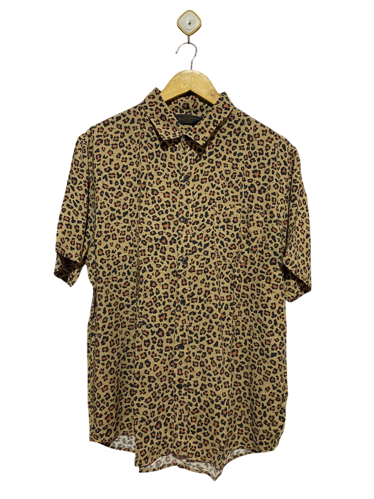 RE MASTERED |XL| BUST 23| B24| PREMIUM LEOPARD PRINT SHORT SLEEVE BUTTON-DOWN SHIRT