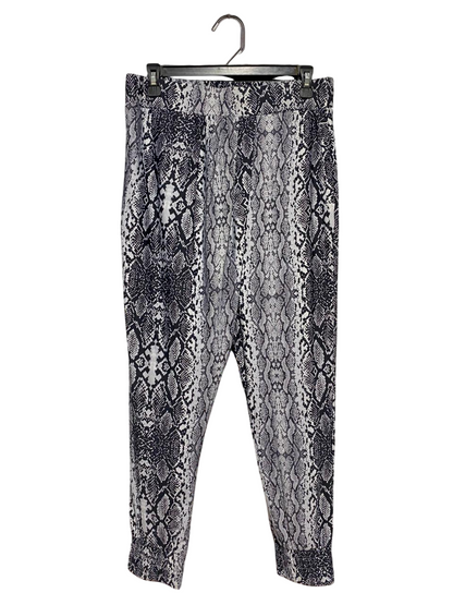 LORNA JANE |L| WAIST 30| B24| CHIC SNAKESKIN PRINT TAPERED TROUSERS - BOLD MONOCHROME ANIMAL PRINT PANTS