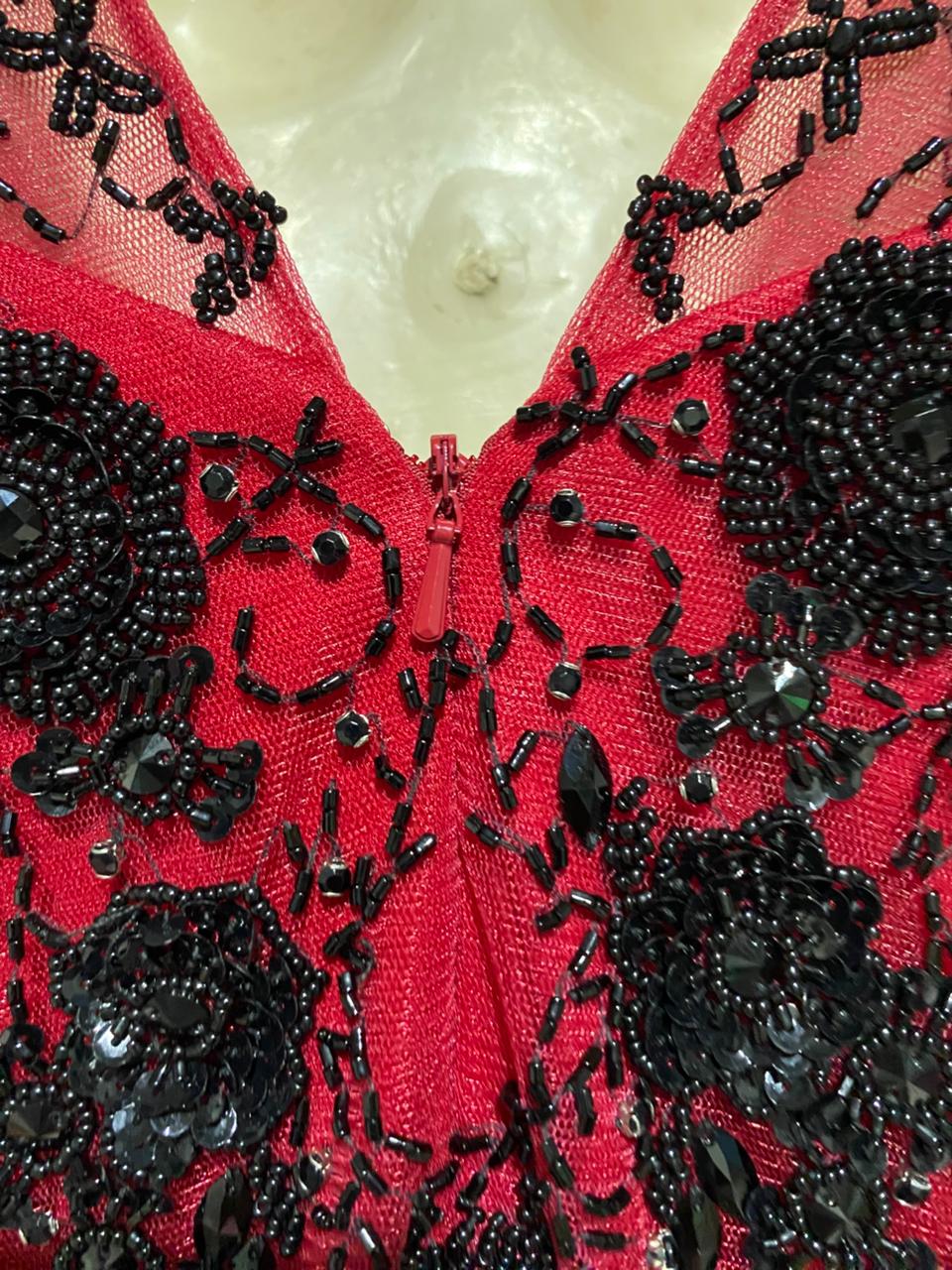 JADORE |M| BUST 18| B25| WOMEN'S CRIMSON RED EMBELLISHED MERMAID GOWN WITH BLACK LACE APPLIQUÉ