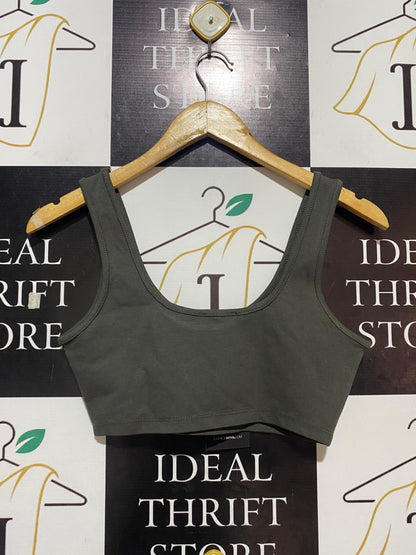 FASHION NOVA |M| BUST 15| B24| PREMIUM FASHION NOVA SCOOP NECK CROP TOP