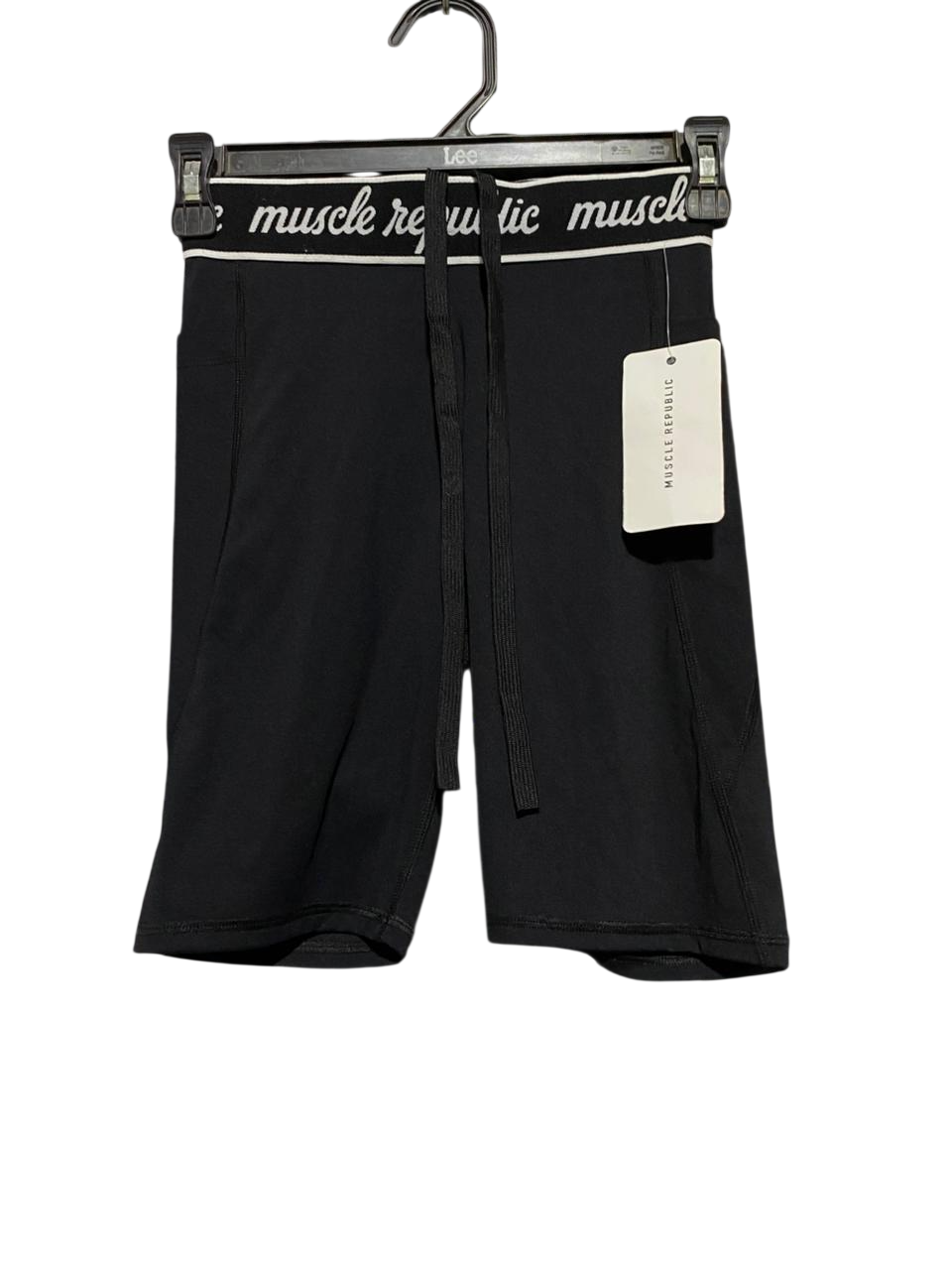 MUSCLE REPUBLIC |XS| WAIST 22| B25| PERFORMANCE BIKER SHORTS - BLACK