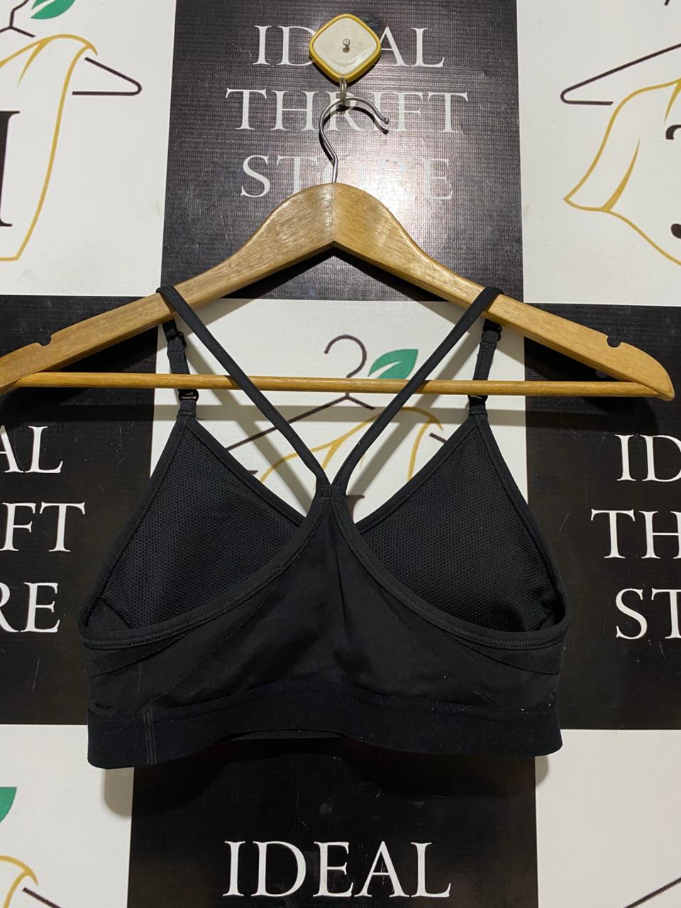 NIKE |S| BUST 13| B26| WOMEN'S INDY LIGHT-SUPPORT PADDED V-NECK SPORTS BRA