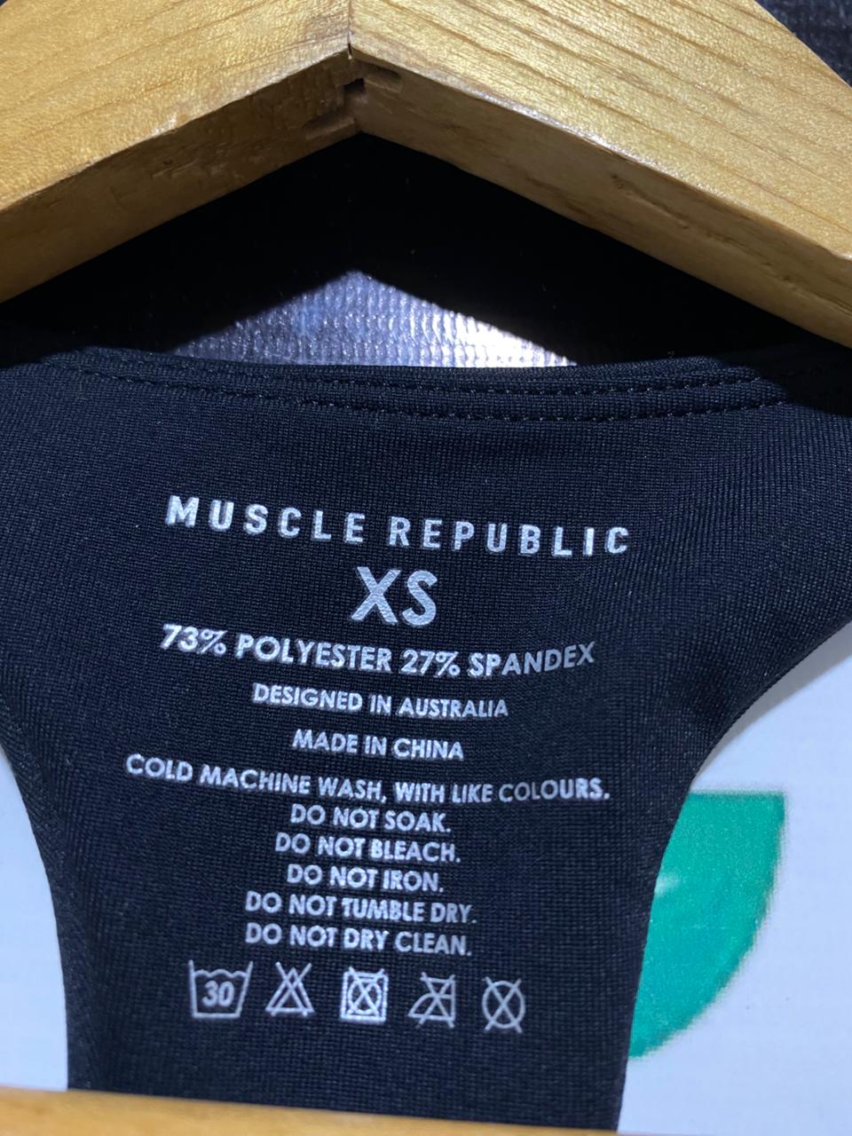 MUSCLE REPUBLIC |XS| BUST 13| C1| MSCR WOMEN'S RACERBACK SPORTS BRA – BLACK