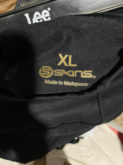 SKINS |XL| WAIST 32| B25| POWER SHORTS  PREMIUM PERFORMANCE ACTIVEWEAR