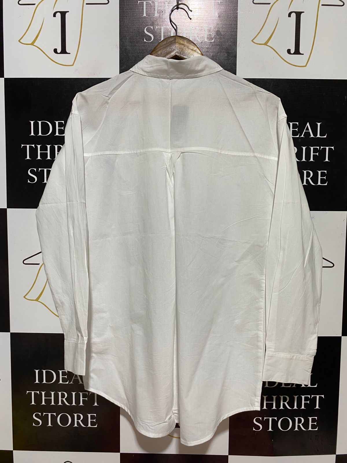 SPORTS GIRL |XL| BUST 21| B26| ESSENTIAL OVERSIZED CRISP WHITE BUTTON-DOWN SHIRT