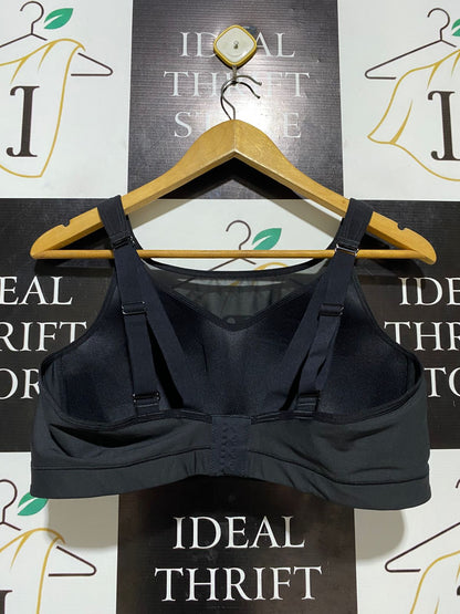 POP FLEX |XL| BUST 17| B26| BLACK PERFORMANCE SPORTS BRA WITH V-SHAPED MESH INSERT
