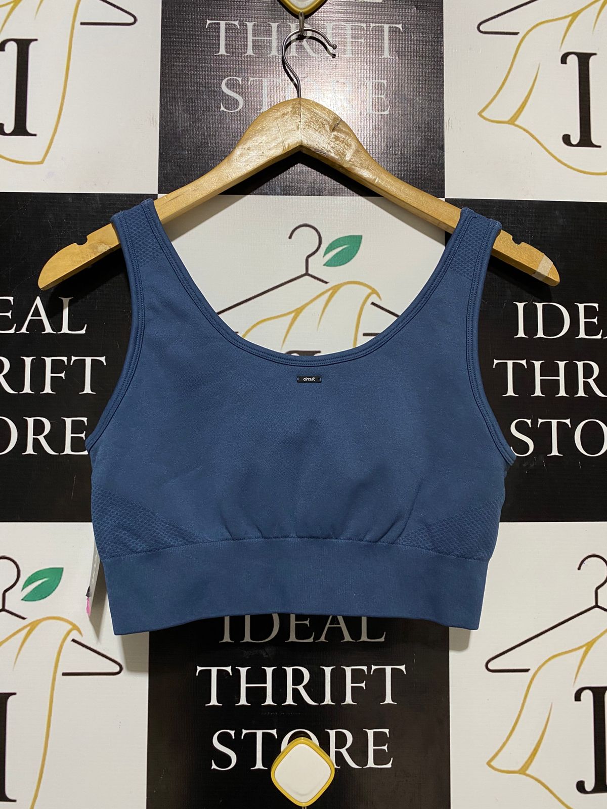 CIRCUIT |M| BUST 15| B26| BLUE SEAMLESS SPORTS BRA WITH TEXTURED ACCENTS