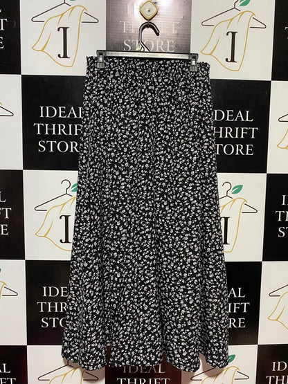 SHEIN |L| WAIST 29| B27| WOMEN'S PREMIUM BLACK & WHITE FLORAL MAXI SKIRT