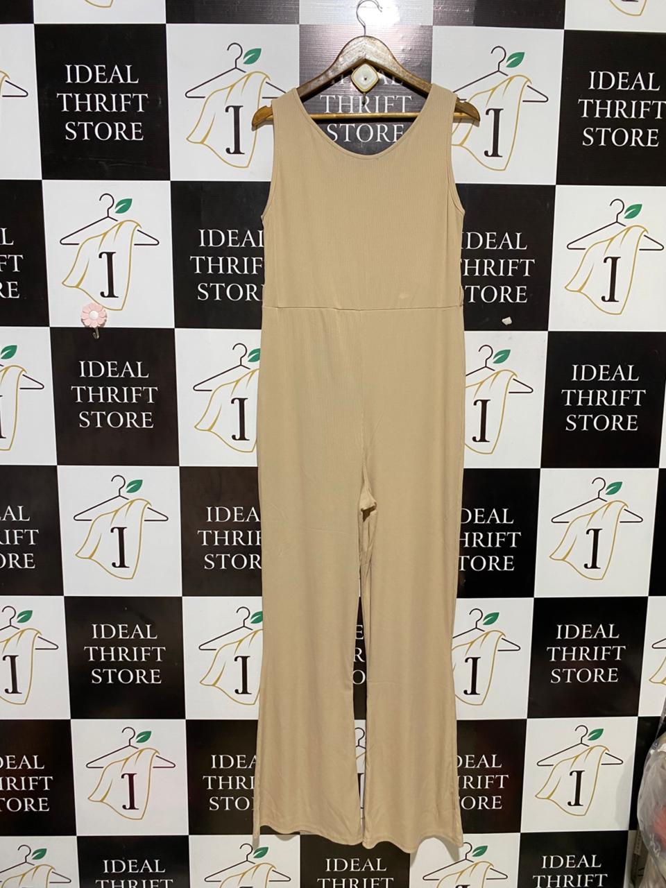 PRETTYLITTLE THING |M| BUST 14|B27| BEIGE RIBBED SLEEVELESS JUMPSUIT
