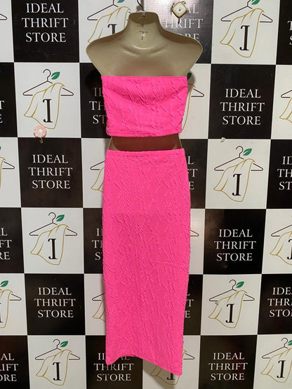 SHEIN |S| B27|  VIBRANT HOT PINK TWO-PIECE CO-ORD SET (CROP TOP & SKIRT)