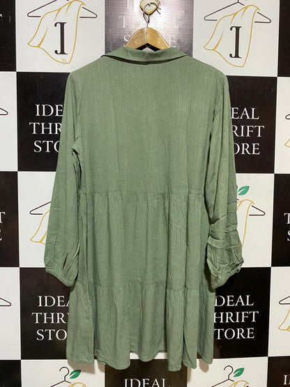 & ME |XL| BUST 22| B26| SAGE GREEN TIERED BUTTON-DOWN SHIRT DRESS
