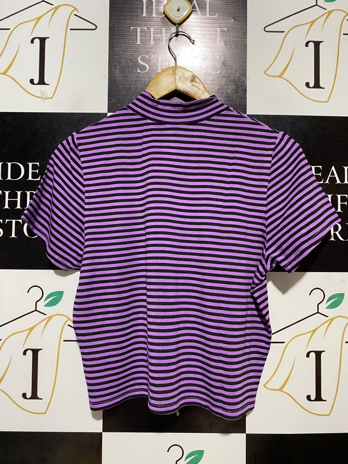 FACTORIE |L| BUST 18| B26| STRIPED MOCK NECK SHORT SLEEVE TOP