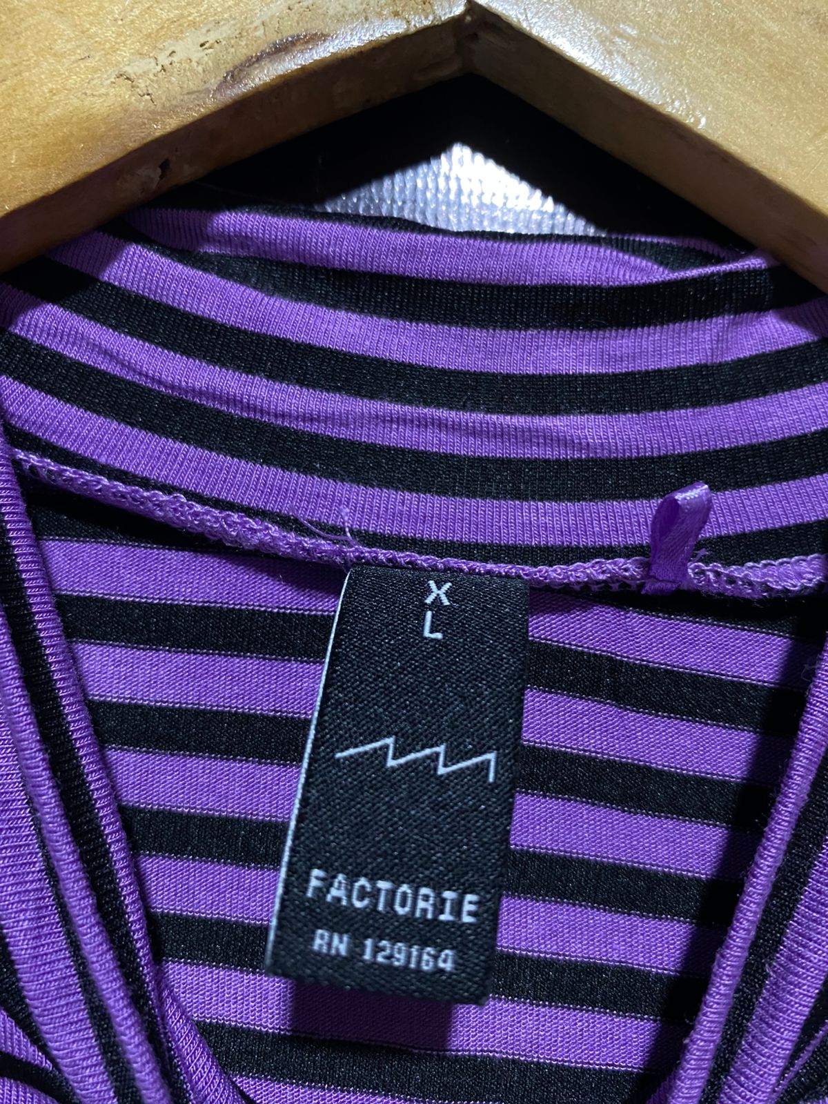 FACTORIE |L| BUST 18| B26| STRIPED MOCK NECK SHORT SLEEVE TOP